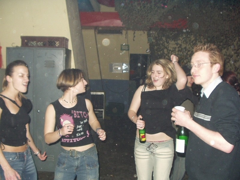 Bild 017 von 028 (Schaltjahrparty bild)   klicken für nächstes Bild (Nr.: 18