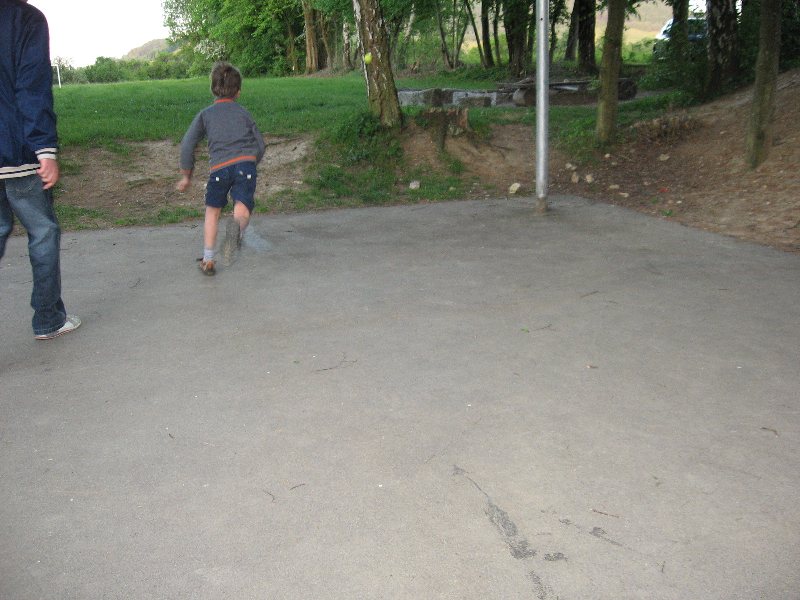 Bild&nbsp;197&nbsp;von&nbsp;436&nbsp;(Pfingstfreizeit08&nbsp;bild) &nbsp; klicken f&uuml;r n&auml;chstes Bild (Nr.: 198