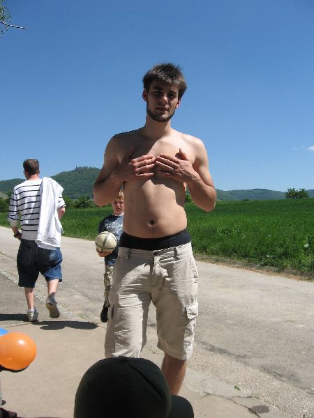 Bild&nbsp;214&nbsp;von&nbsp;436&nbsp;(Pfingstfreizeit08&nbsp;bild) &nbsp; klicken f&uuml;r n&auml;chstes Bild (Nr.: 215