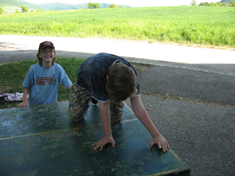 Bild&nbsp;254&nbsp;von&nbsp;436&nbsp;(Pfingstfreizeit08&nbsp;bild) &nbsp; klicken f&uuml;r n&auml;chstes Bild (Nr.: 255